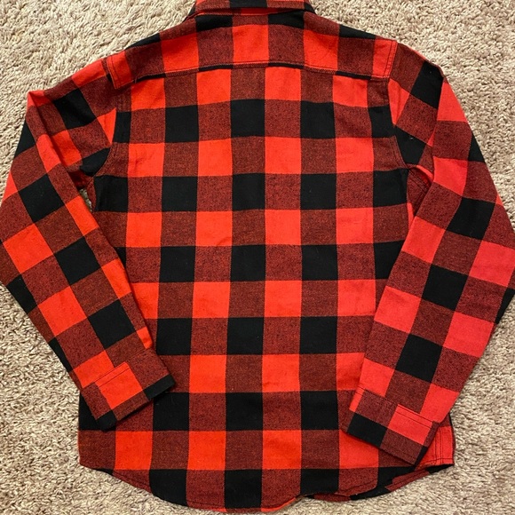 PLAID Long Sleeve button up shirt Red and black Boys size 8✨Like New✨ very nice - Picture 4 of 6